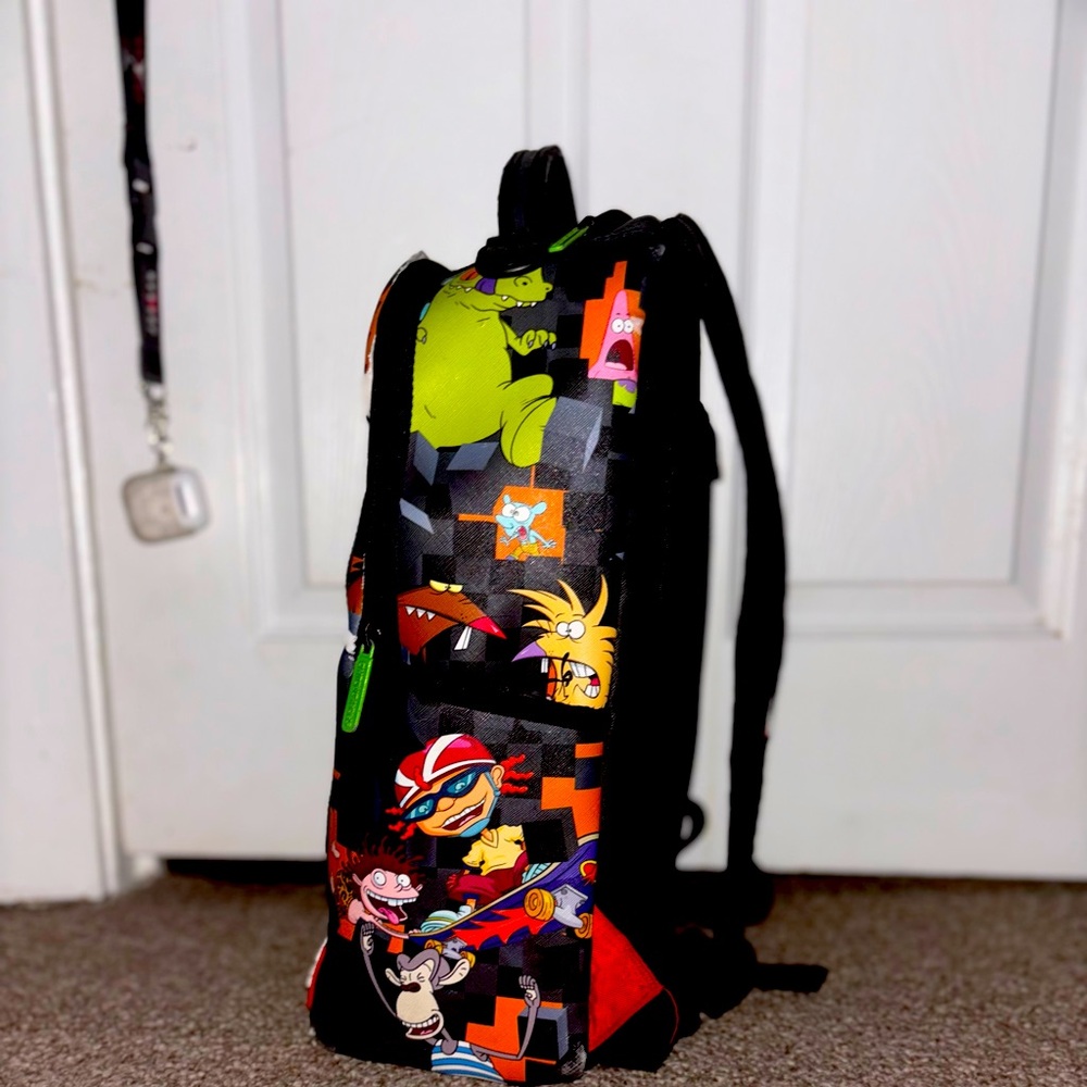 I’m selling this black  Nickelodeon spray ground back pack